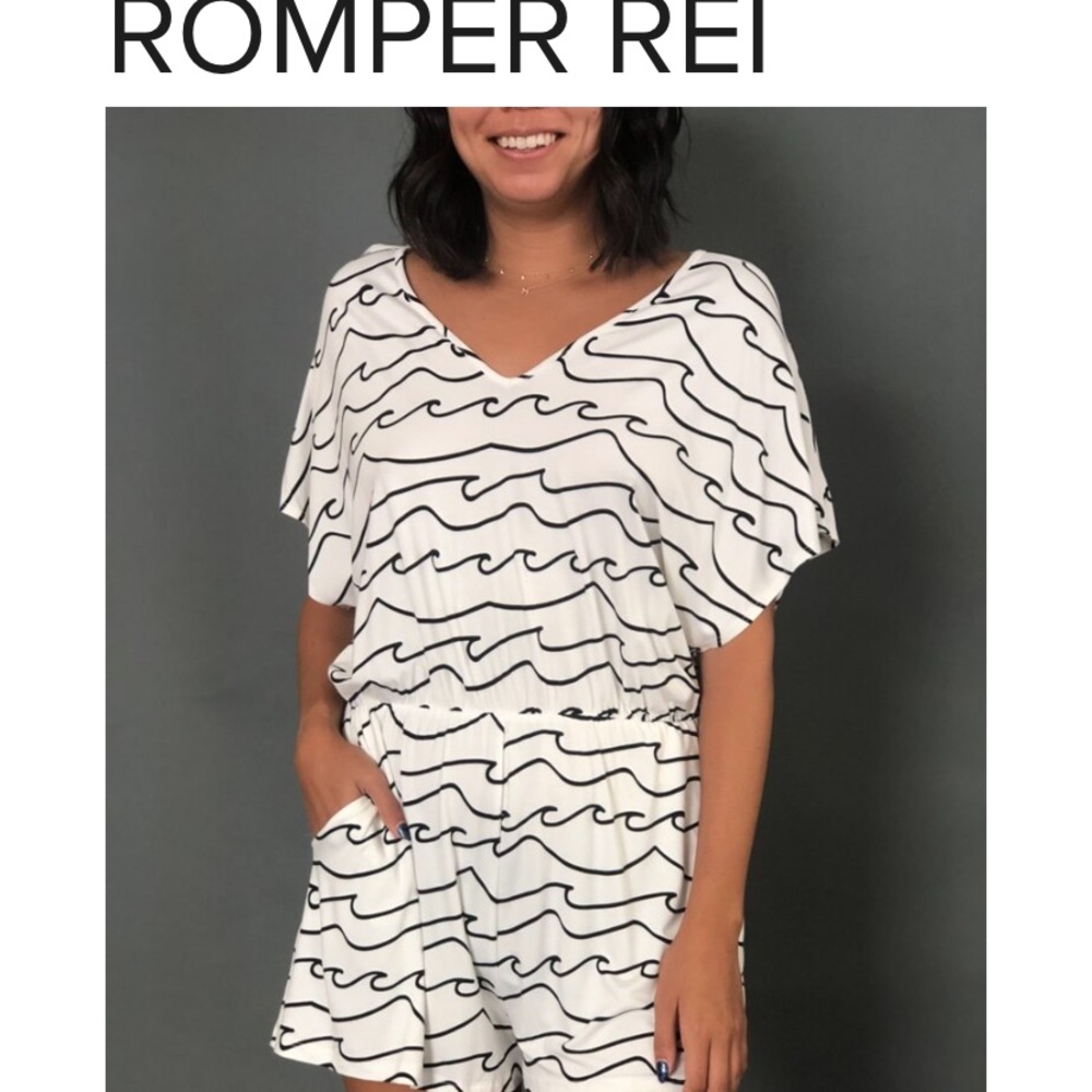 ISO of romper rei in this print medium